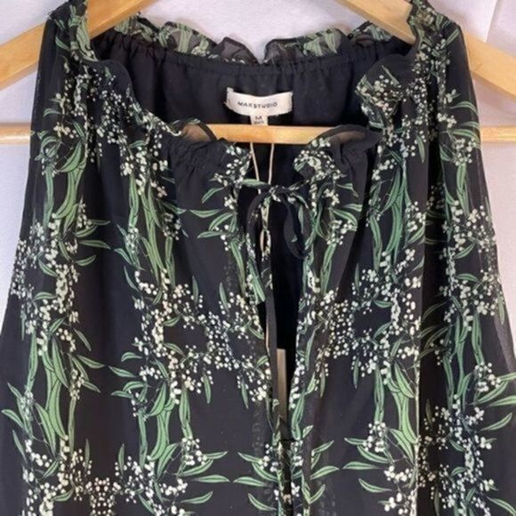 Max Studio Keyhole Neck Self-Tie Closure Sleeveless Floral Top Black M NWT - Picture 5 of 9